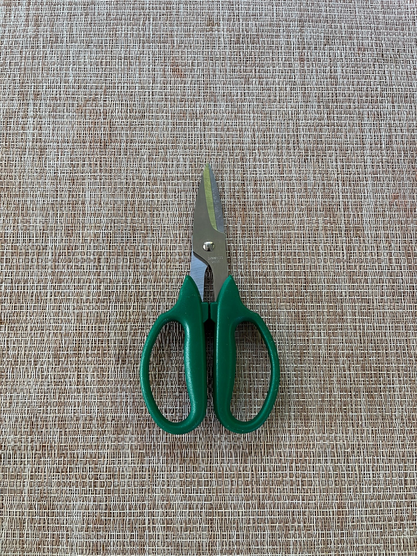 Essential Plant Pruning Scissors