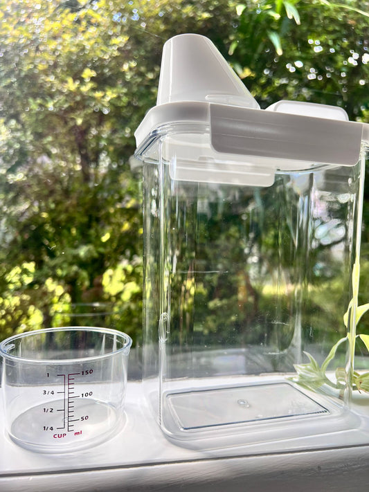 Laundry Detergent Dispenser with Measurements